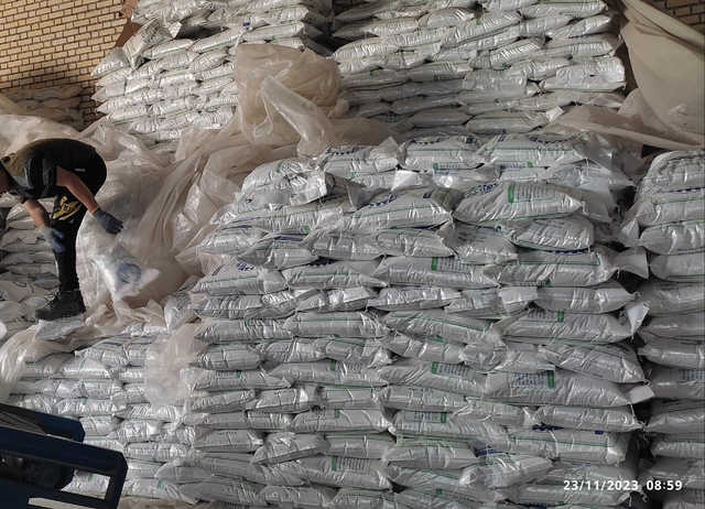 عملیات برداشت شلتوک از اراضی مجموعه ماهی کارون در سال زراعی 1402